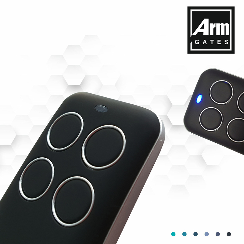 Napęd do bramy garażowej ARM100 2,2m/80kg Zestaw z 4 pilotami 5 lat gwarancji