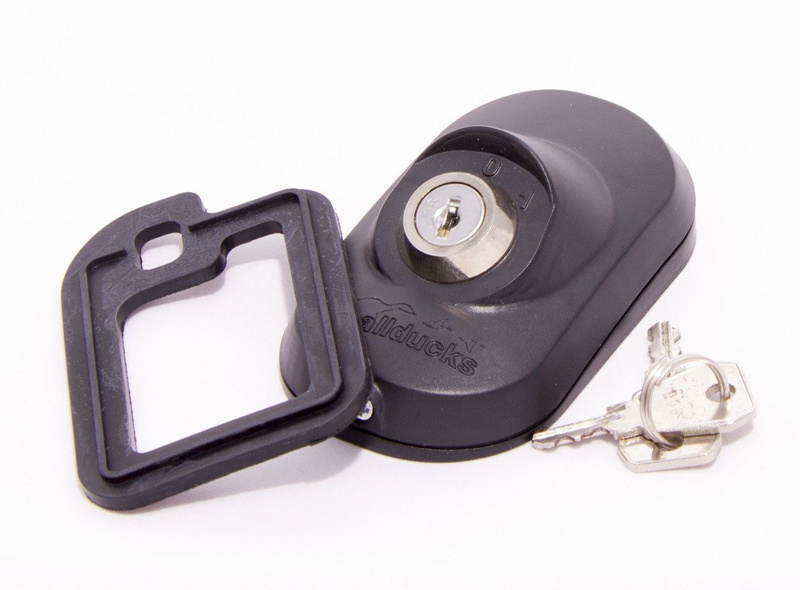 Przełącznik kluczykowy AllDucks SW5000 uniwersalny zwierny przełącznik natynkowy umożliwia aktywację systemu napędu